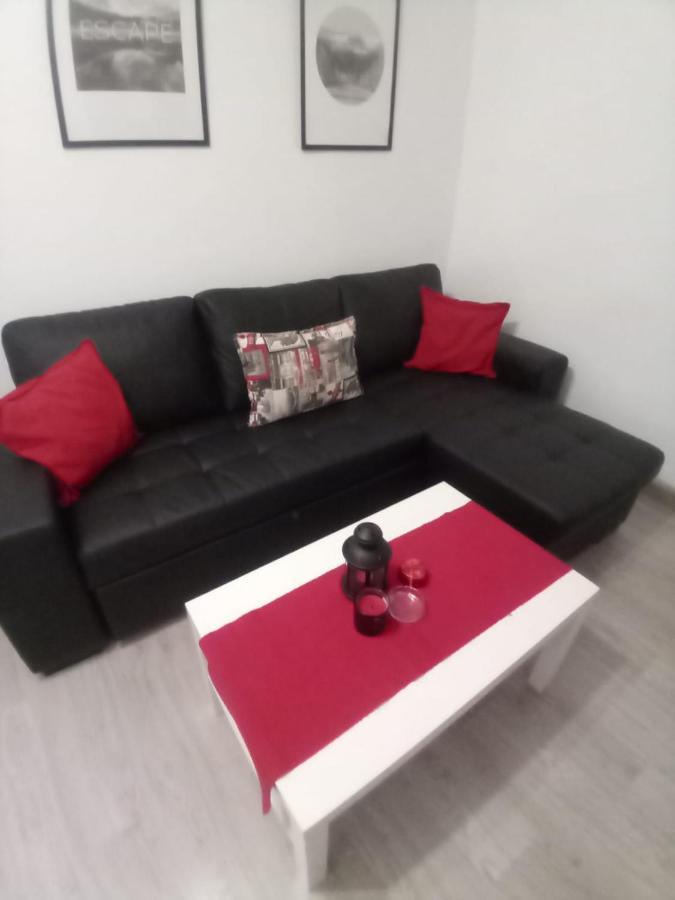 Апартаменты Apartamento Con Encanto "Larios Street" Малага Экстерьер фото