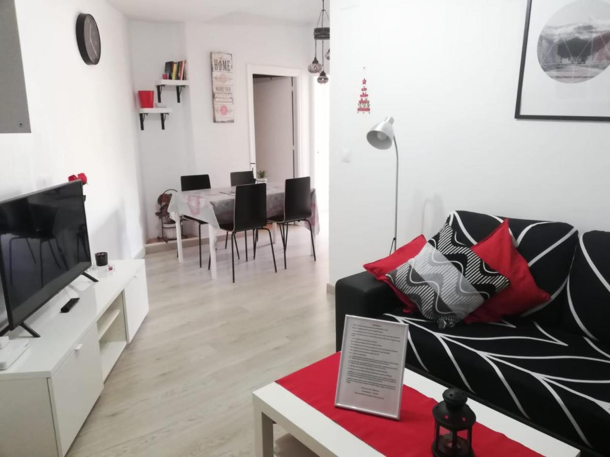 Апартаменты Apartamento Con Encanto "Larios Street" Малага Экстерьер фото