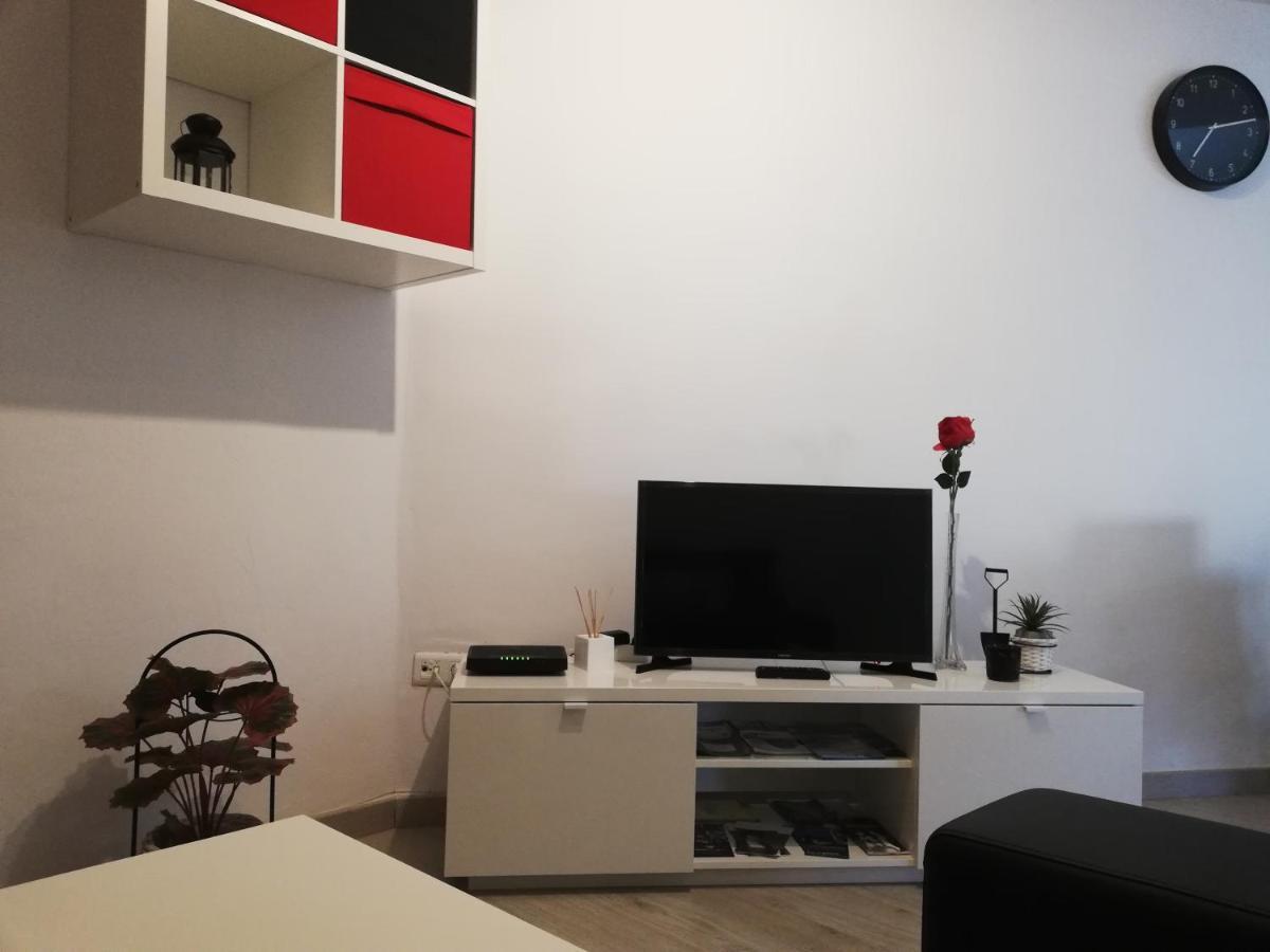 Апартаменты Apartamento Con Encanto "Larios Street" Малага Экстерьер фото